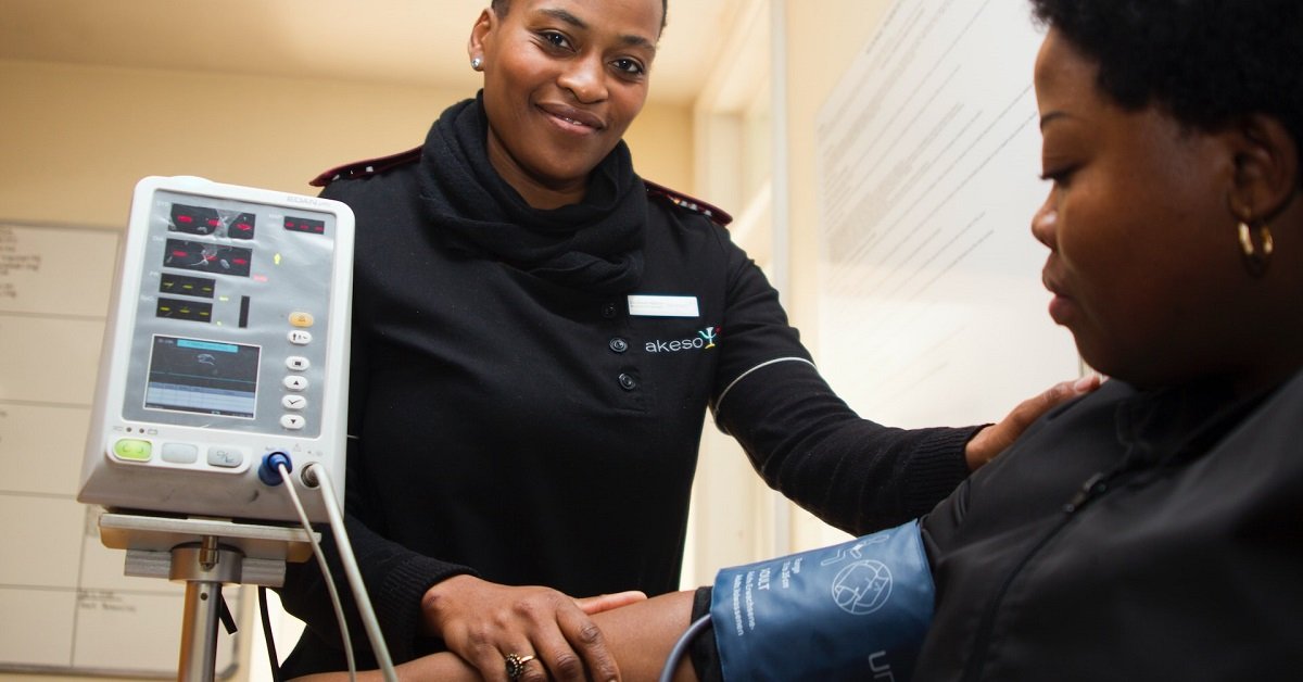 free blood pressure check in Redditch